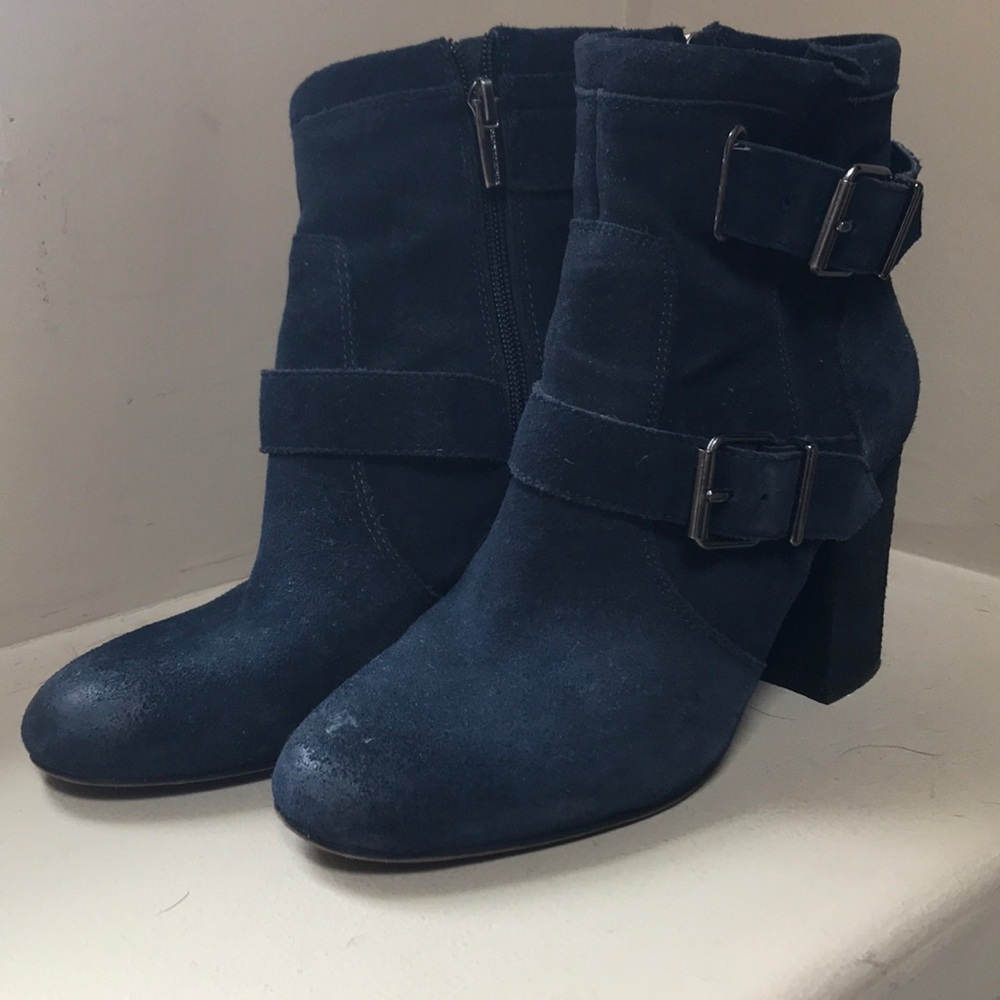 Vince Camuto Simlee booties